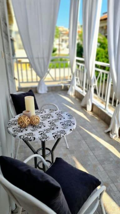 Ivanna Apartment Неа-Муданья Экстерьер фото